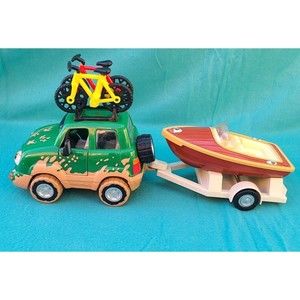 The Chevron Cars Freddy 4-Wheeler #4 with Bikes & C.C. Boat 'N Trailer #17